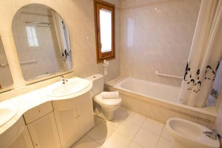 Casa Amb Jardi Alp Daire Dış mekan fotoğraf